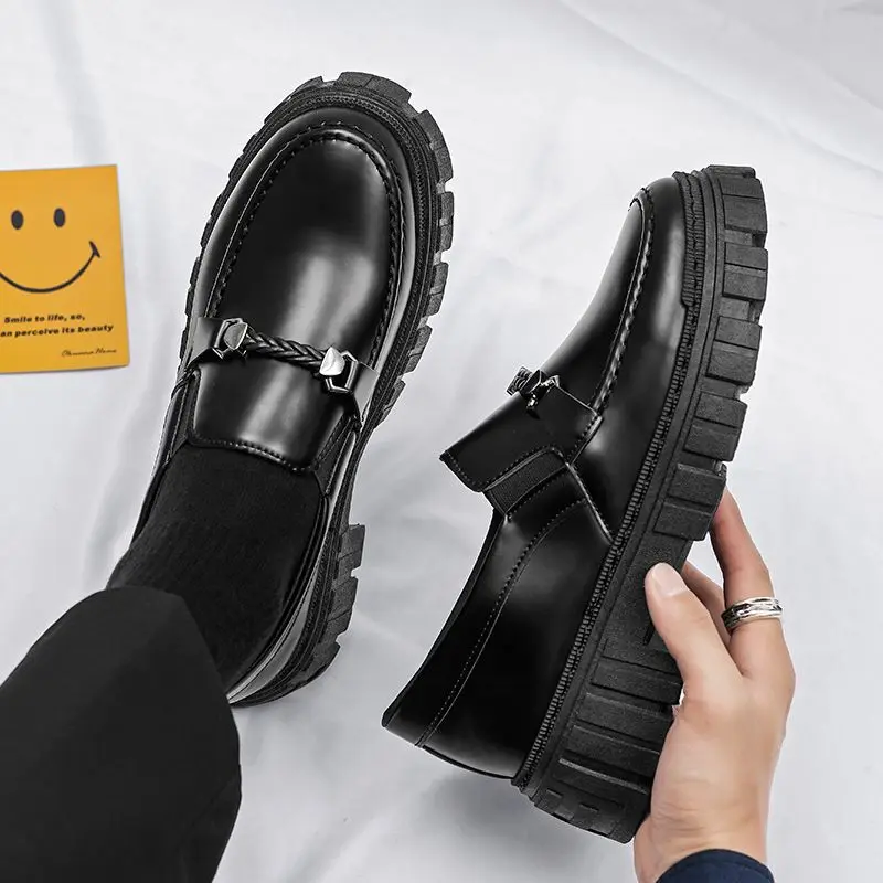 Men Shoes Prada - プラットフォームメンズレザーローファーシューズドレスビジネスフォーマル厚底2025トレンドファッションプロモーション男性カジュアルシューズレトロ新作