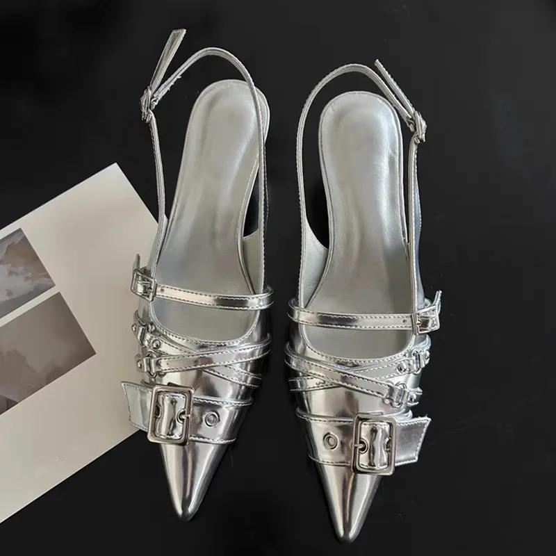 ポインテッドトゥハイヒール レディース ベルトバックル付き  - Dress Shoe Pointed のレビューと価格