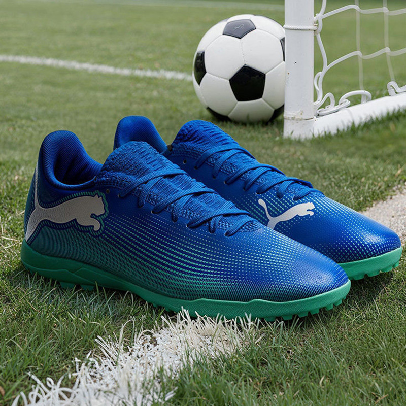 プーマ メンズ TT クリート サッカーシューズ 10794 - Men Shoes Puma のレビューと価格