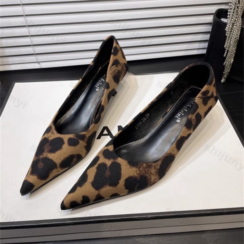女性のハイヒールパテントレザー尖ったエレガントなフレンチセク - Dress Shoe Pointed のレビューと価格