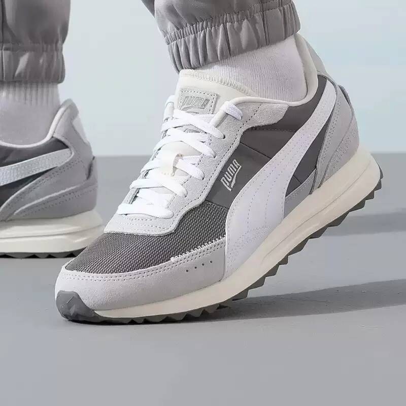 プーマ男性白黒ロートップスニーカークラシッククリーンレザーカ - Men Shoes Puma のレビューと価格