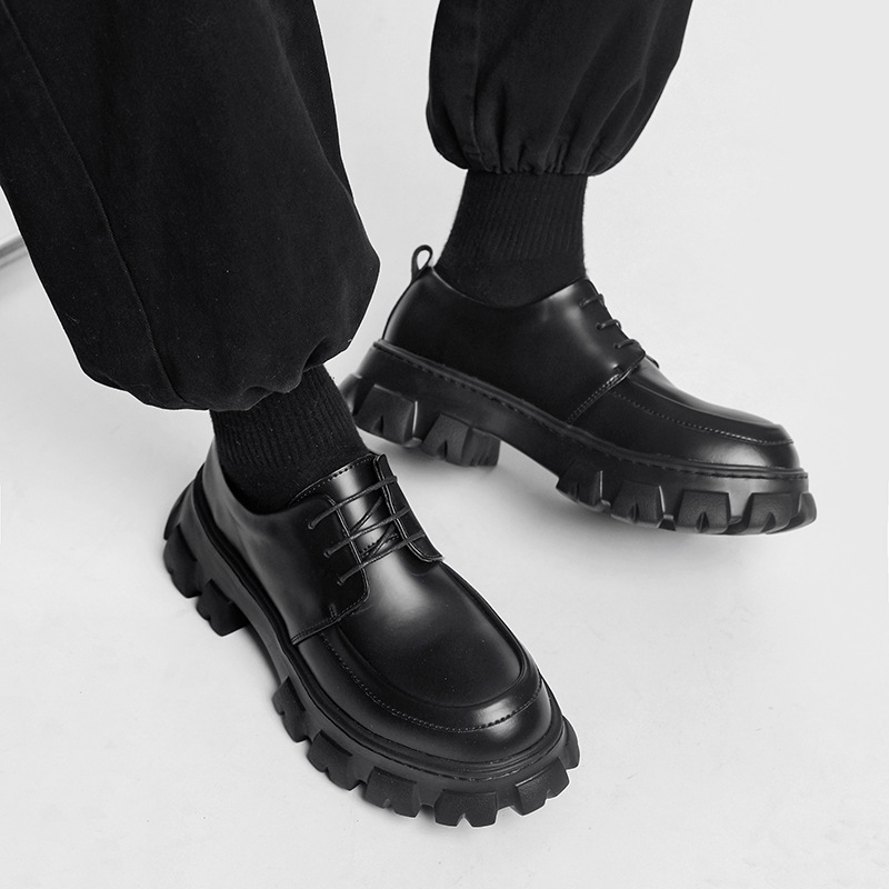 男性用レトロスタイルレザーシューズ,作業靴,カジュアル,ロー - Men Shoes Prada のレビューと価格