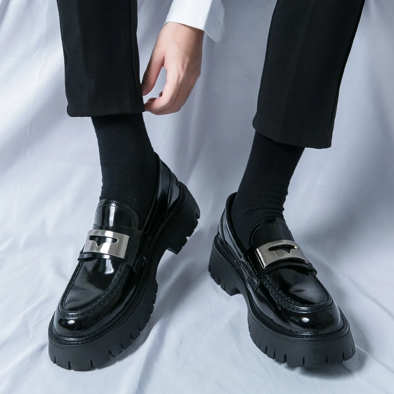 プラットフォーム新メンズドレスレザーシューズハイクラシック快 - Men Shoes Prada のレビューと価格