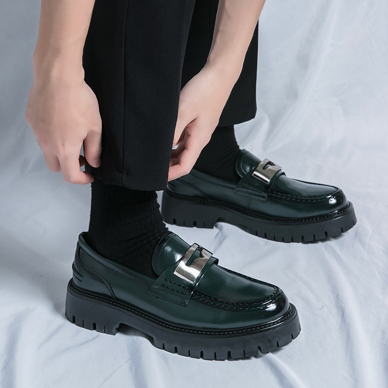 プラットフォーム新メンズドレスレザーシューズハイクラシック快 - Men Shoes Prada のレビューと価格