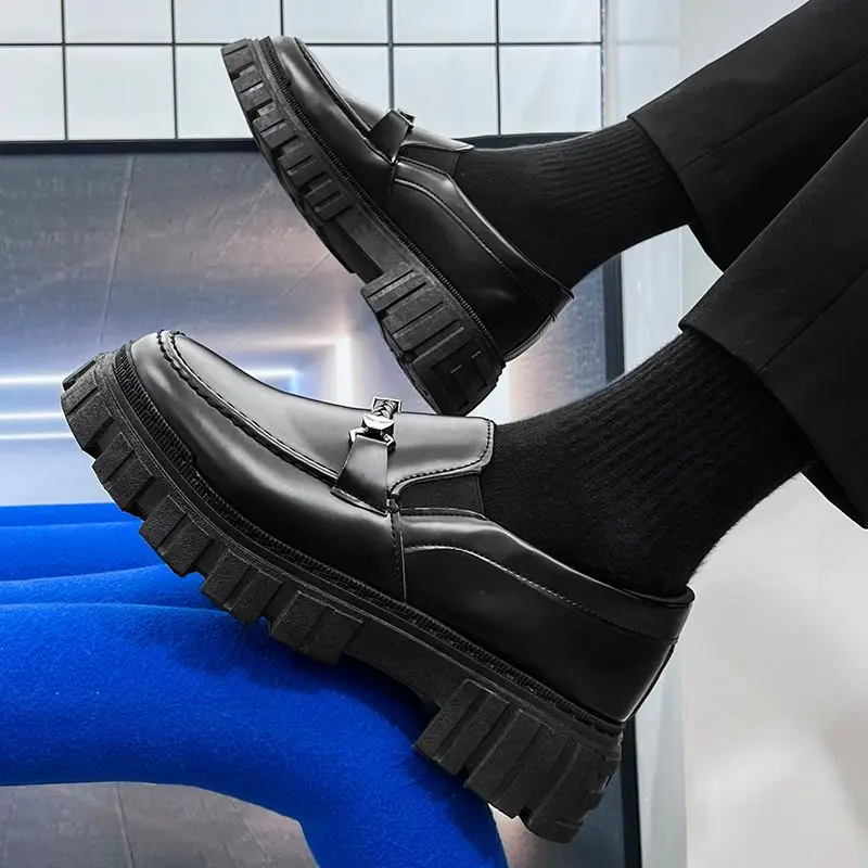 プラットフォームメンズレザーローファーシューズドレスビジネス - Men Shoes Prada のレビューと価格